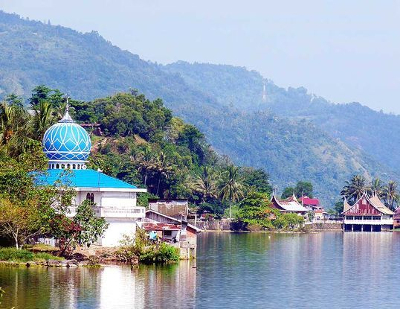 10 Gambar Danau Singkarak Padang Sejarah Misteri Lokasi Alamat Luas Wisata Asal Usul Mitos Biografi Yukpigi Informasi Wisata Terkemuka